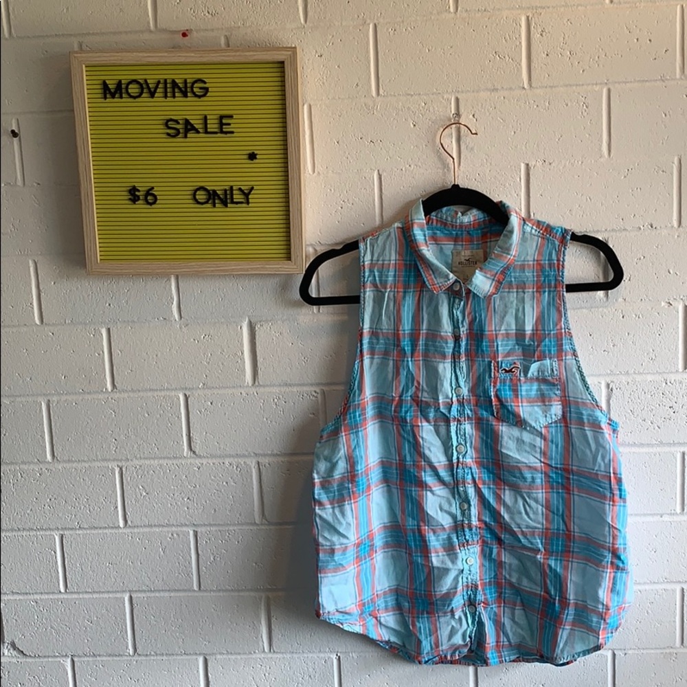 🎉MOVING SALE Hollister summer plaid top size L🎉